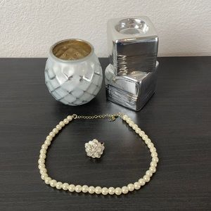 Boutique Pearl Necklace & Pearl Flower Ring